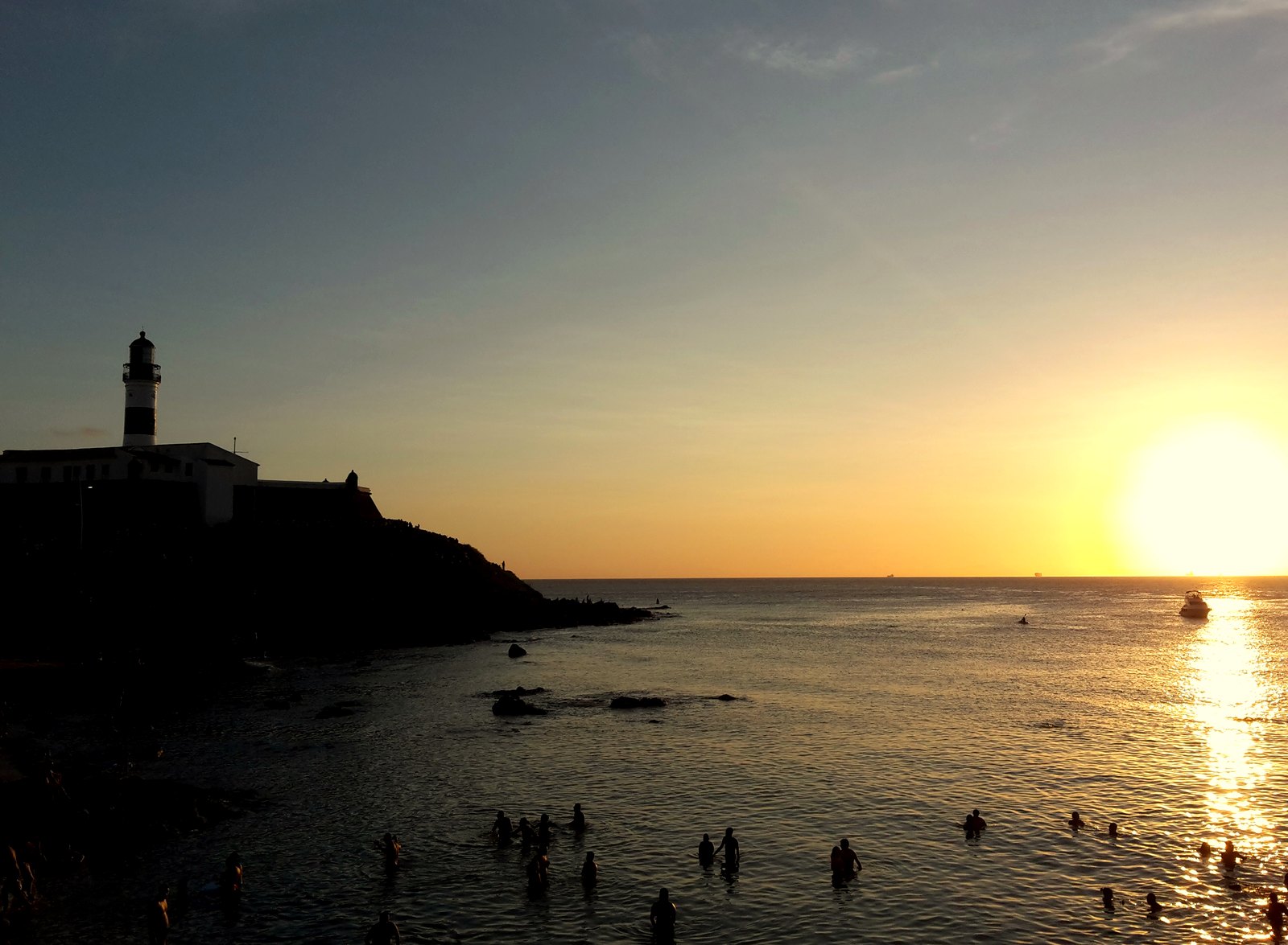 Farol da Barra ao pôr do sol, Salvador